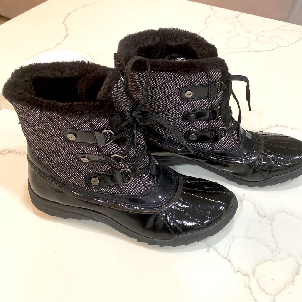 Anne Klein sport ankle boots. Size 7